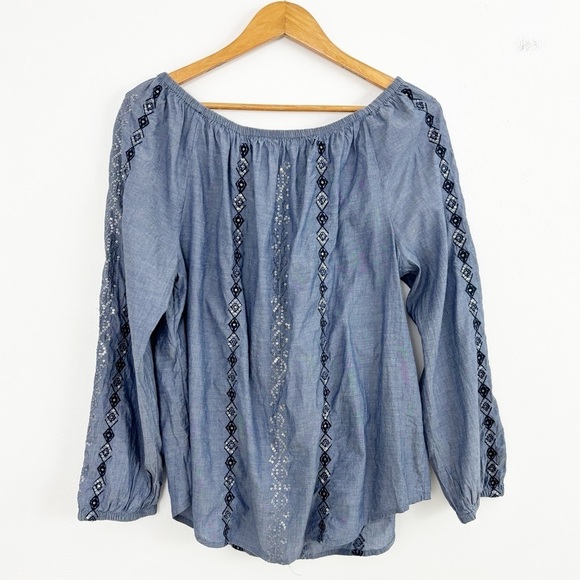 Chico’s 100% Cotton Chambray Embroidered Sequins Coastal Long Sleeves Size 2 - Picture 1 of 16